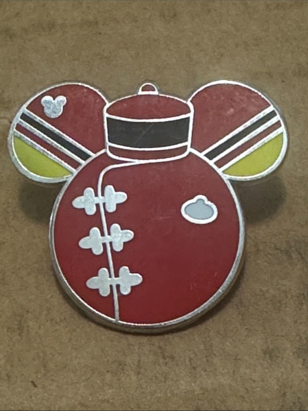 5/$25 Disney Cast Costumes Great Movie Ride Pin